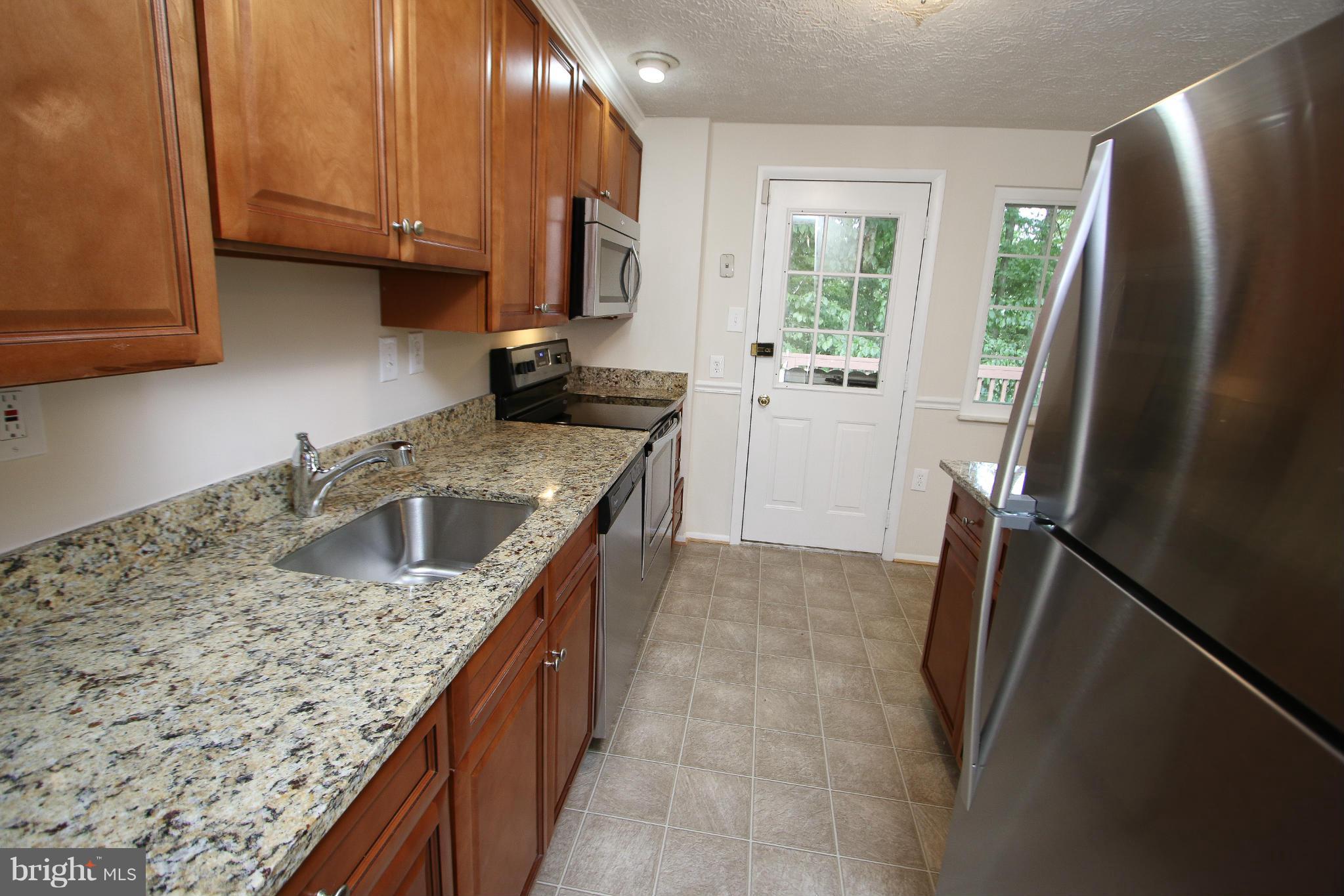 8454 Rippled Creek Court Springfield, VA 22153 - Photo 5 of 25 Kitchen