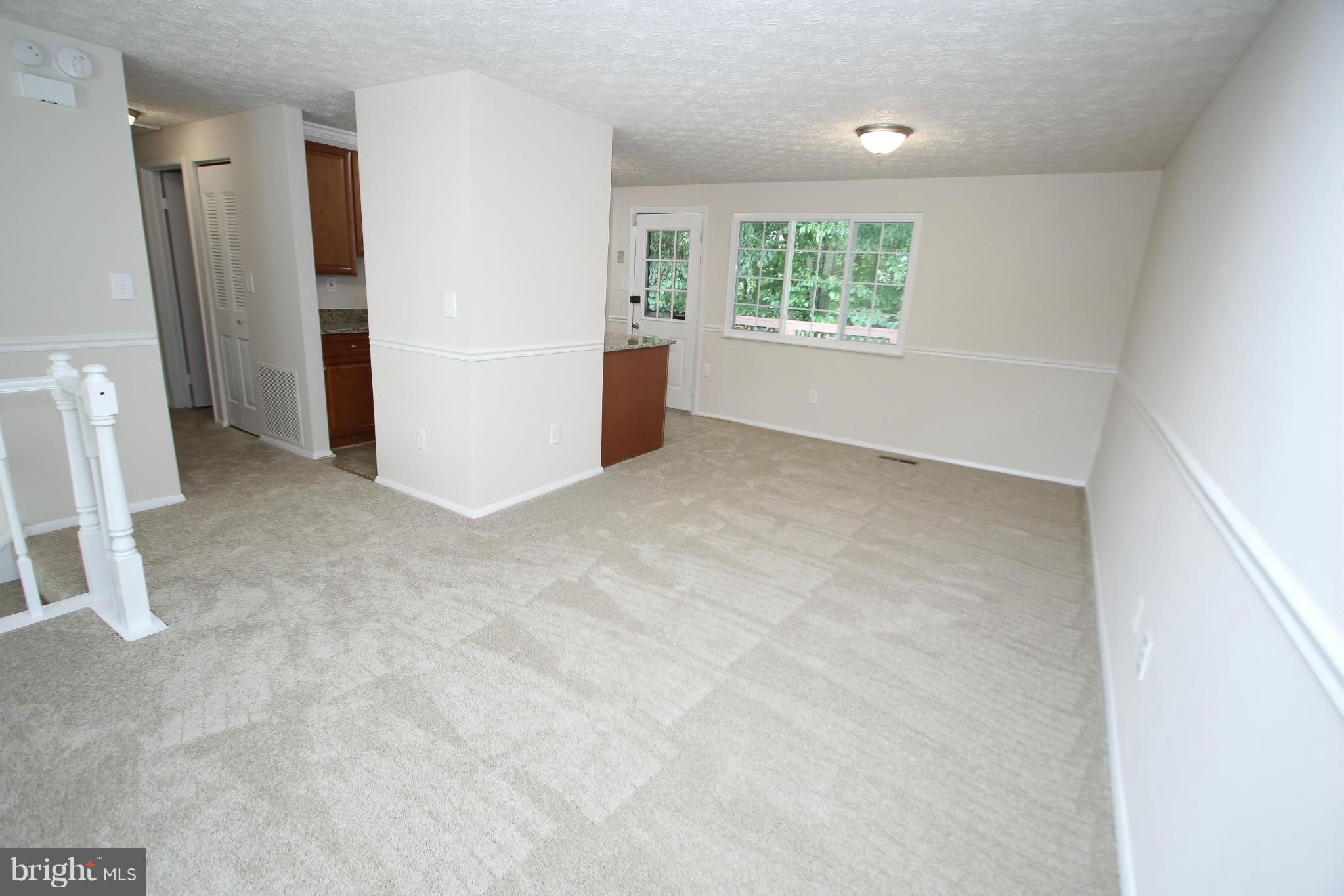 8454 Rippled Creek Court Springfield, VA 22153 - Photo 8 of 25 Living Room
