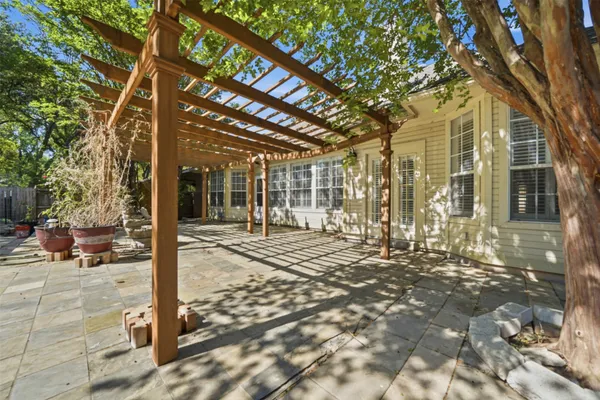 $2,999 | 2412 Cloud Peak Lane, Round Rock, TX 78681