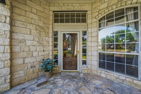 $2,999 | 2412 Cloud Peak Lane, Round Rock, TX 78681