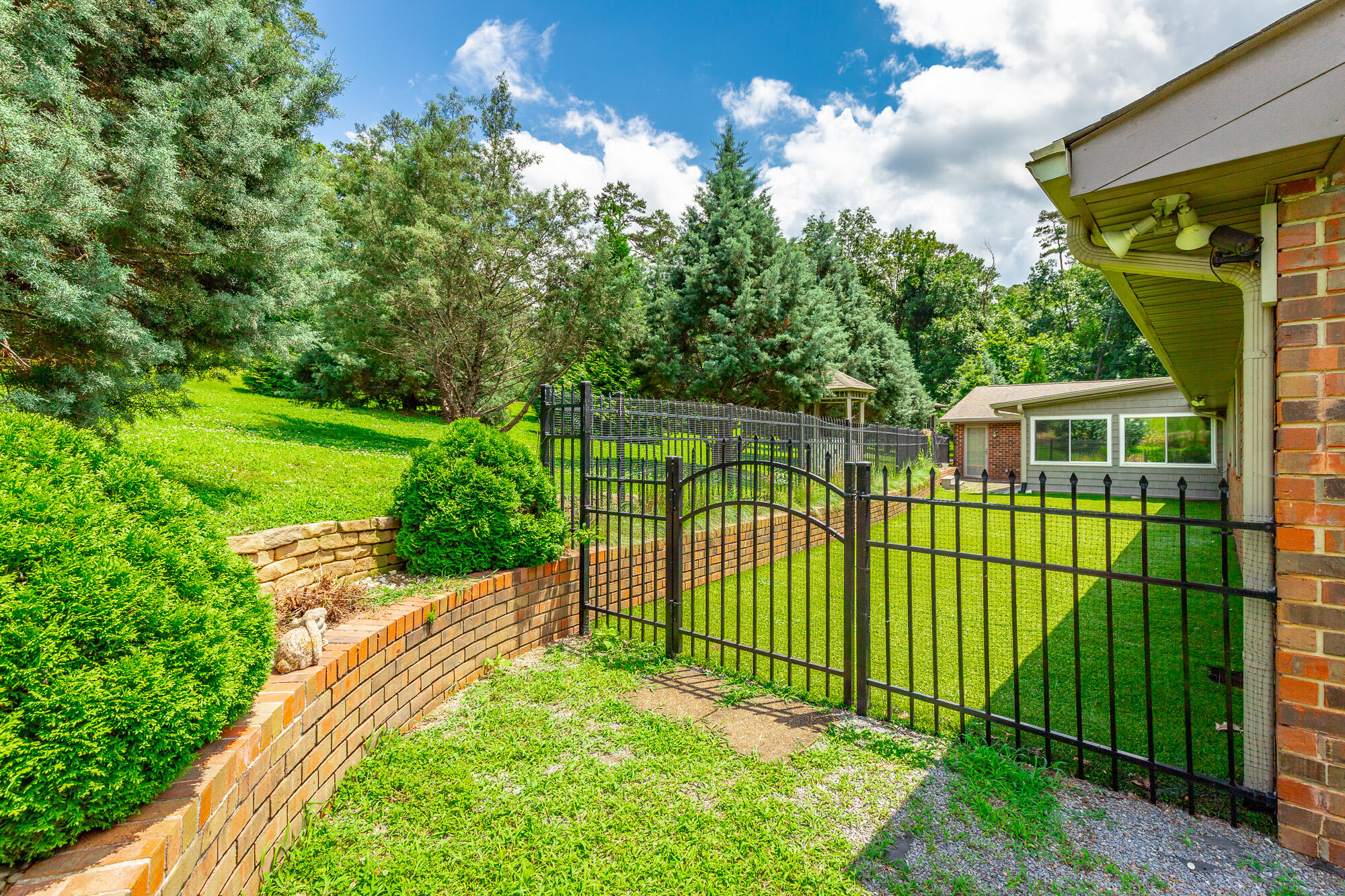 2046 North Concord Road Chattanooga, TN 37421 - Photo 90 of 101 2046 North Concord Road HD-88