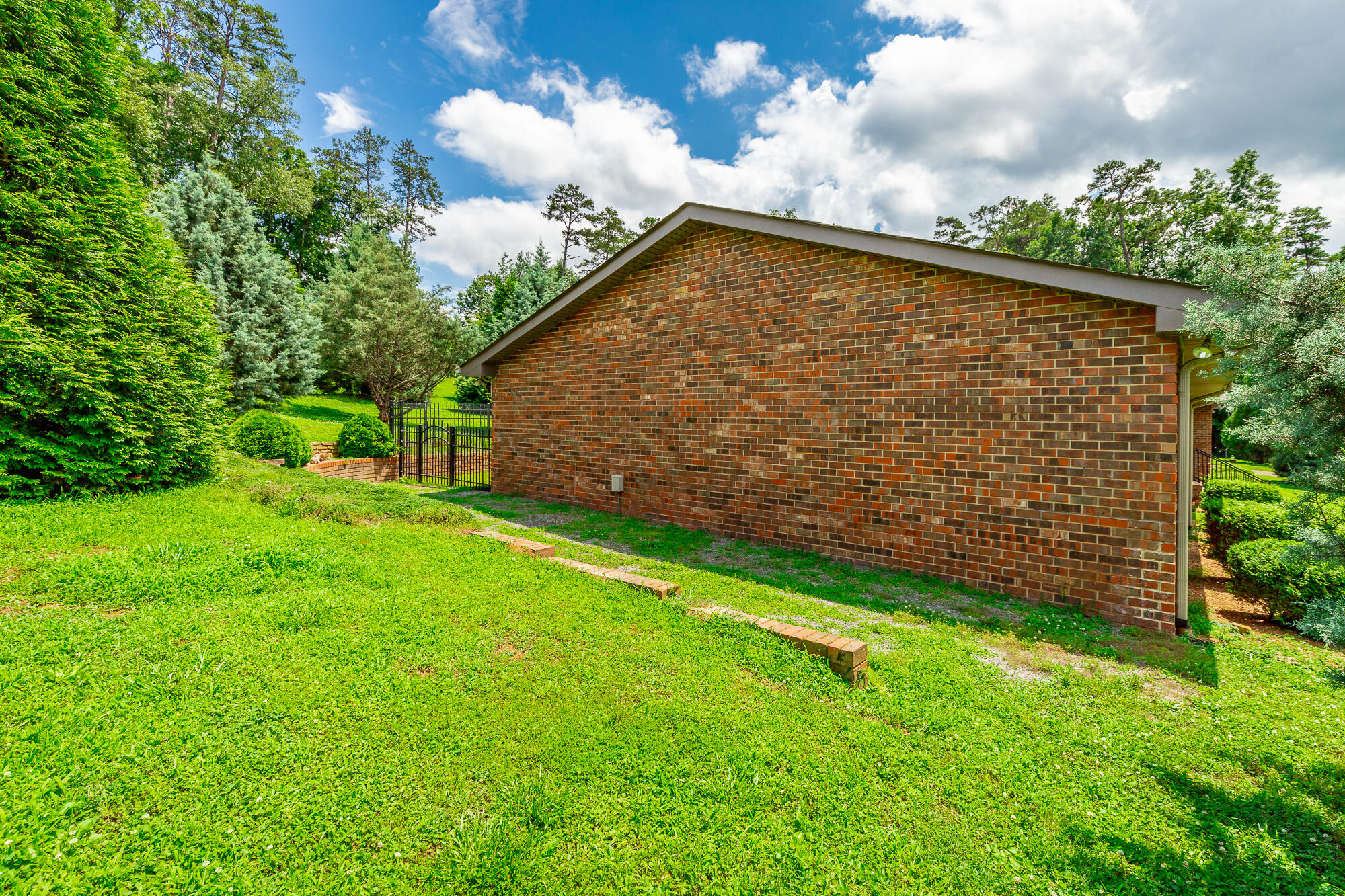 2046 North Concord Road Chattanooga, TN 37421 - Photo 91 of 101 2046 North Concord Road HD-89