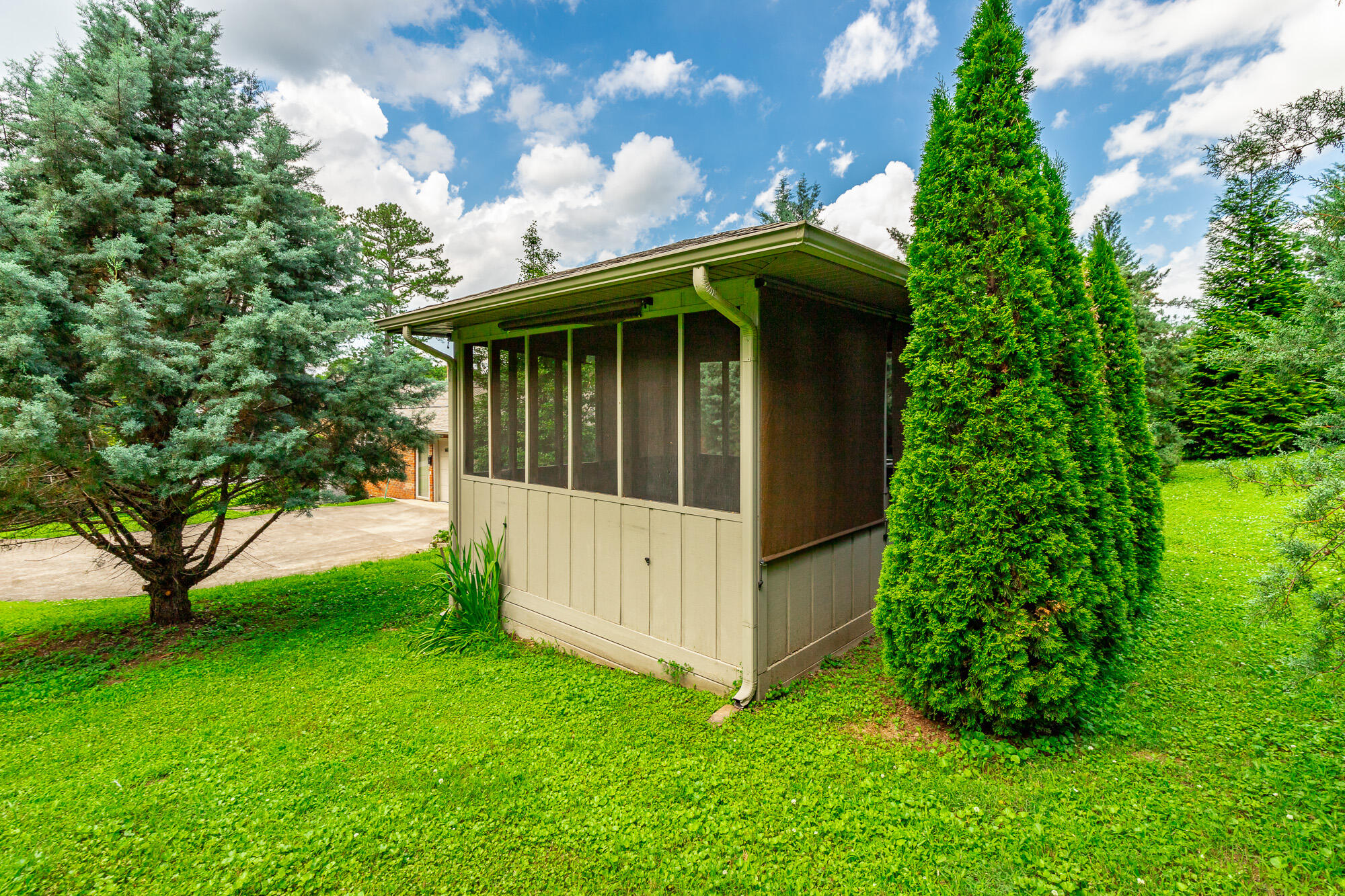 2046 North Concord Road Chattanooga, TN 37421 - Photo 99 of 101 2046 North Concord Road HD-98