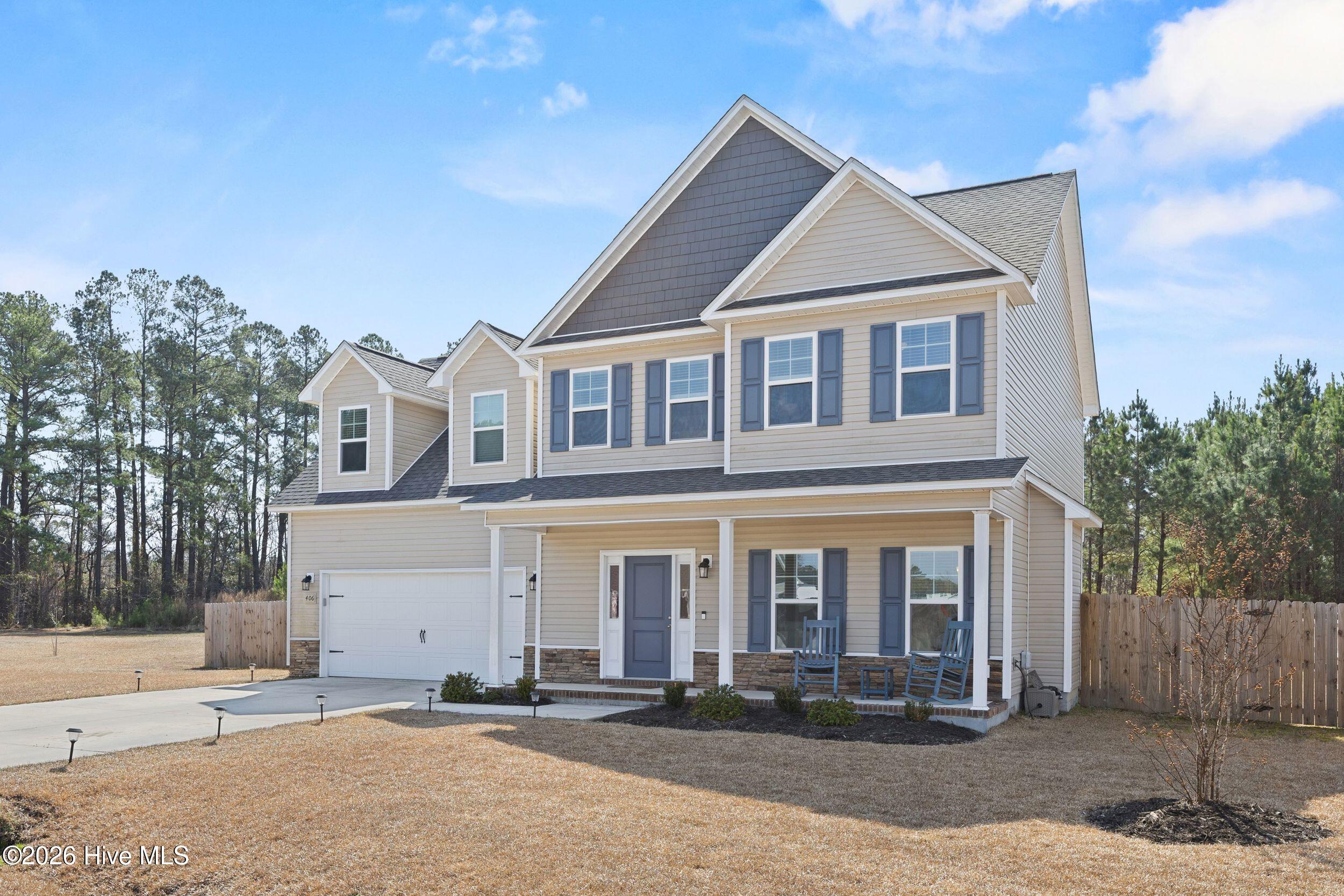 406 Silverstone Place Hubert, NC 28539 - Photo 3 of 49 3_front exterior
