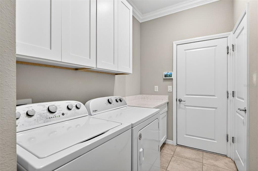 6427 Mooring Line Circle Apollo Beach, FL 33572 - Photo 19 of 34 a utility room with dryer and washer