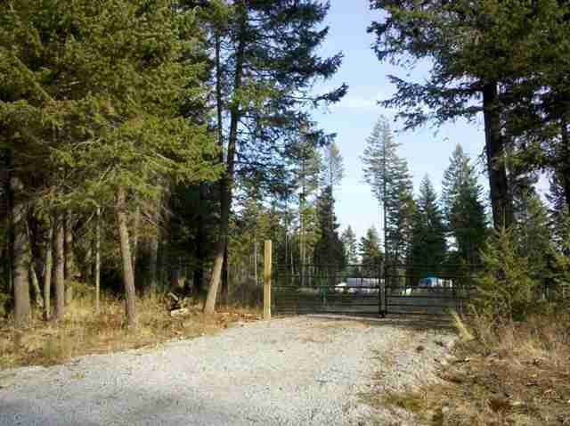 4372 Camden Road Newport, WA 99156 - Photo 1 of 6