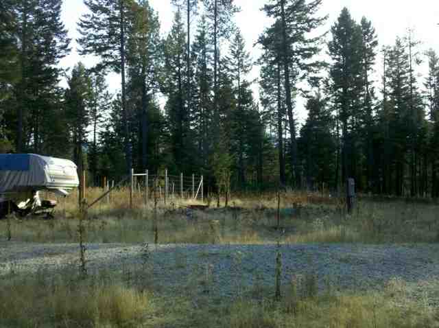 4372 Camden Road Newport, WA 99156 - Photo 2 of 6