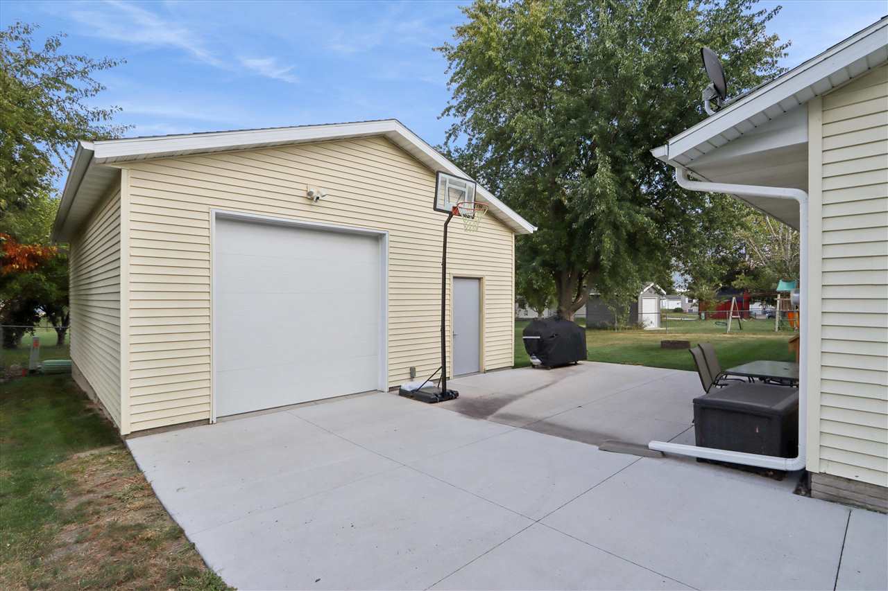 321 Sycamore Street Riverside, IA 52327 - Photo 38 of 38 Gallery Image 38
