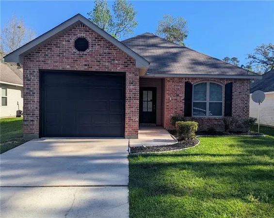 $1,950 | 809 Norval Street, Mandeville, LA 70448