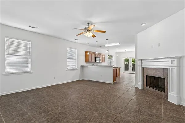 $1,950 | 809 Norval Street, Mandeville, LA 70448