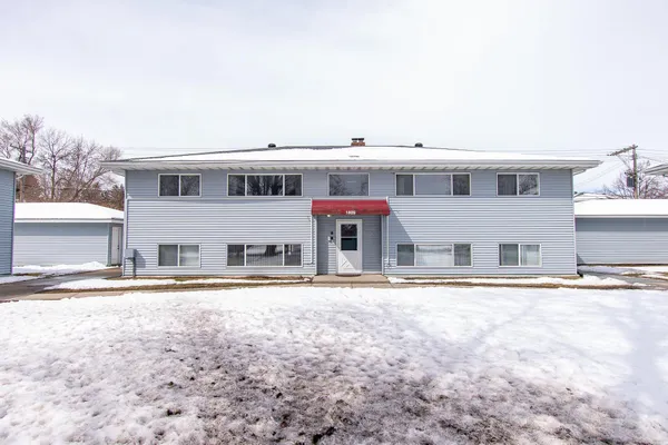 $322,900 | 1809 13 1/2 Street South, Fargo, ND 58103