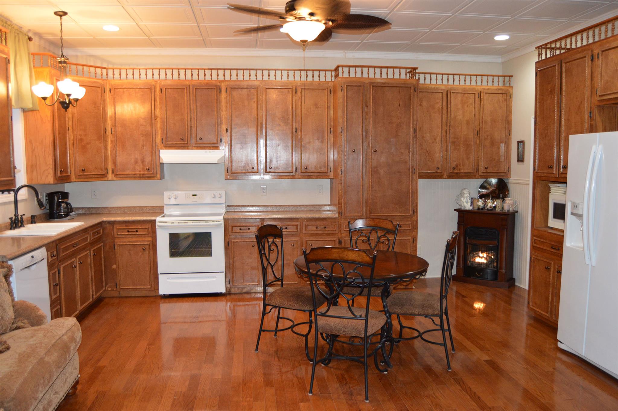 1468 Upper Standing Rock Road Dover, TN 37058 - Photo 2 of 29 Gallery Image 2