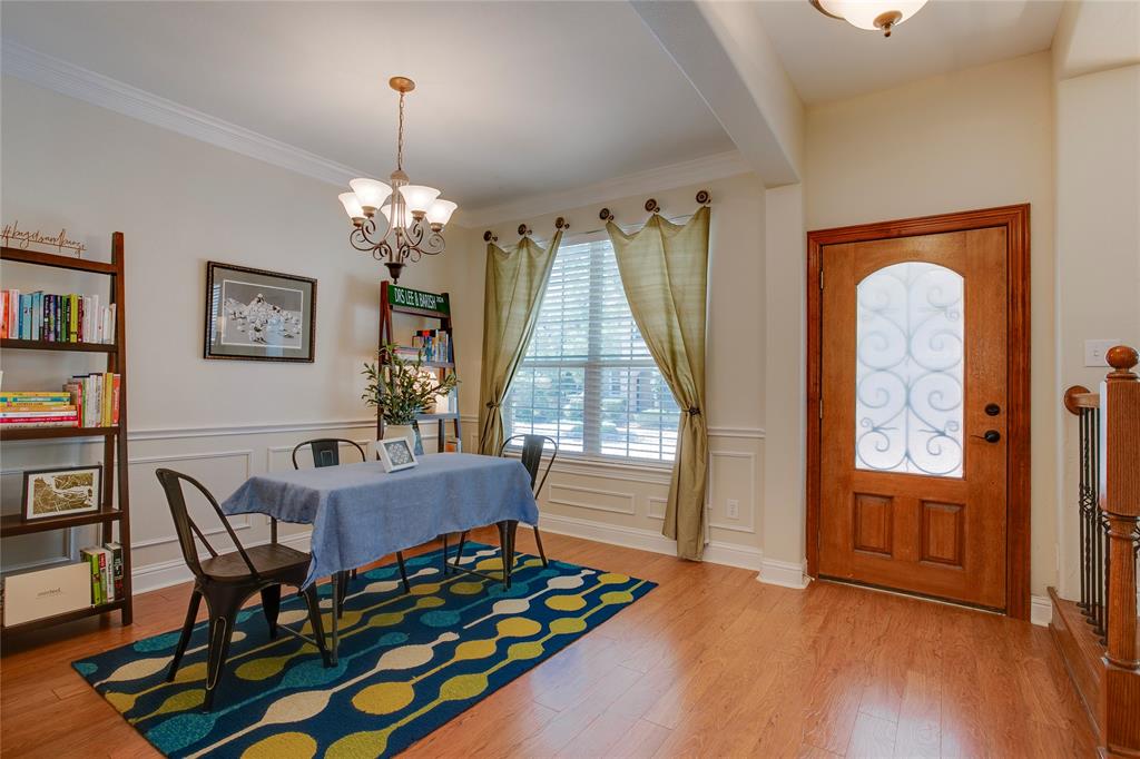 6838 Deseo Irving, TX 75039 - Photo 2 of 30