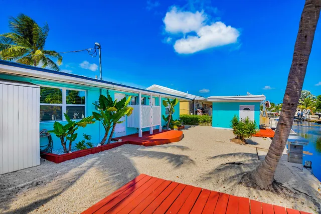 $899,000 | 31034 Hollerich Drive, Big Pine Key, FL 33043