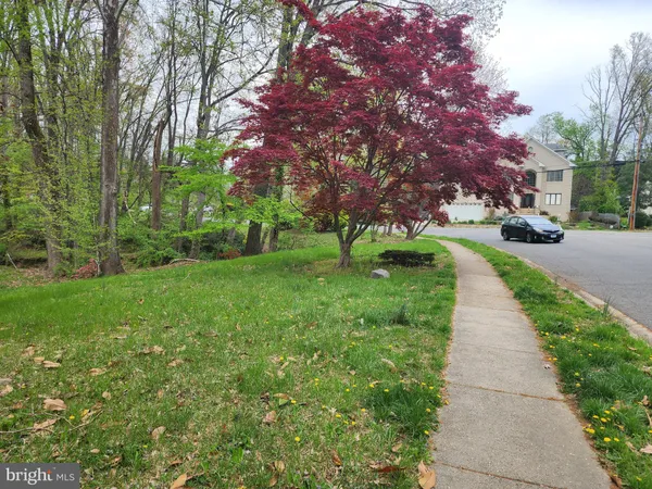 $289,000 | 7669 Long Pine Drive, Springfield, VA 22151