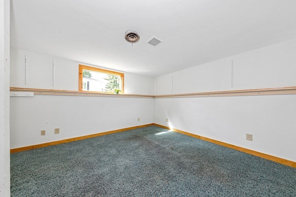 181 Bedford Road Woburn, MA 01801 - Photo 29 of 35