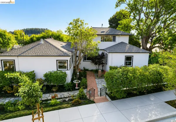 $1,090,000 | 401 Colusa Avenue, El Cerrito, CA 94530