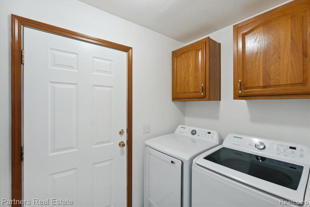 10459 North Fowlerville Road Fowlerville, MI 48836 - Photo 29 of 59 Gallery Image 29