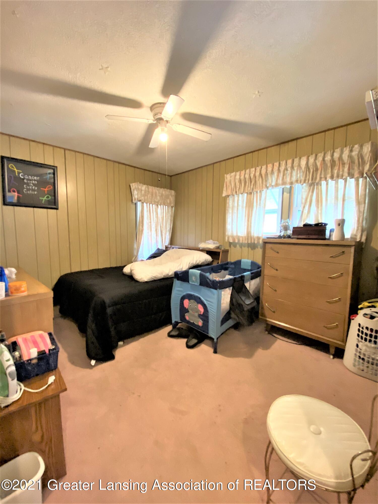 2227 Strathmore Road Lansing, MI 48910 - Photo 7 of 14 Bed 1