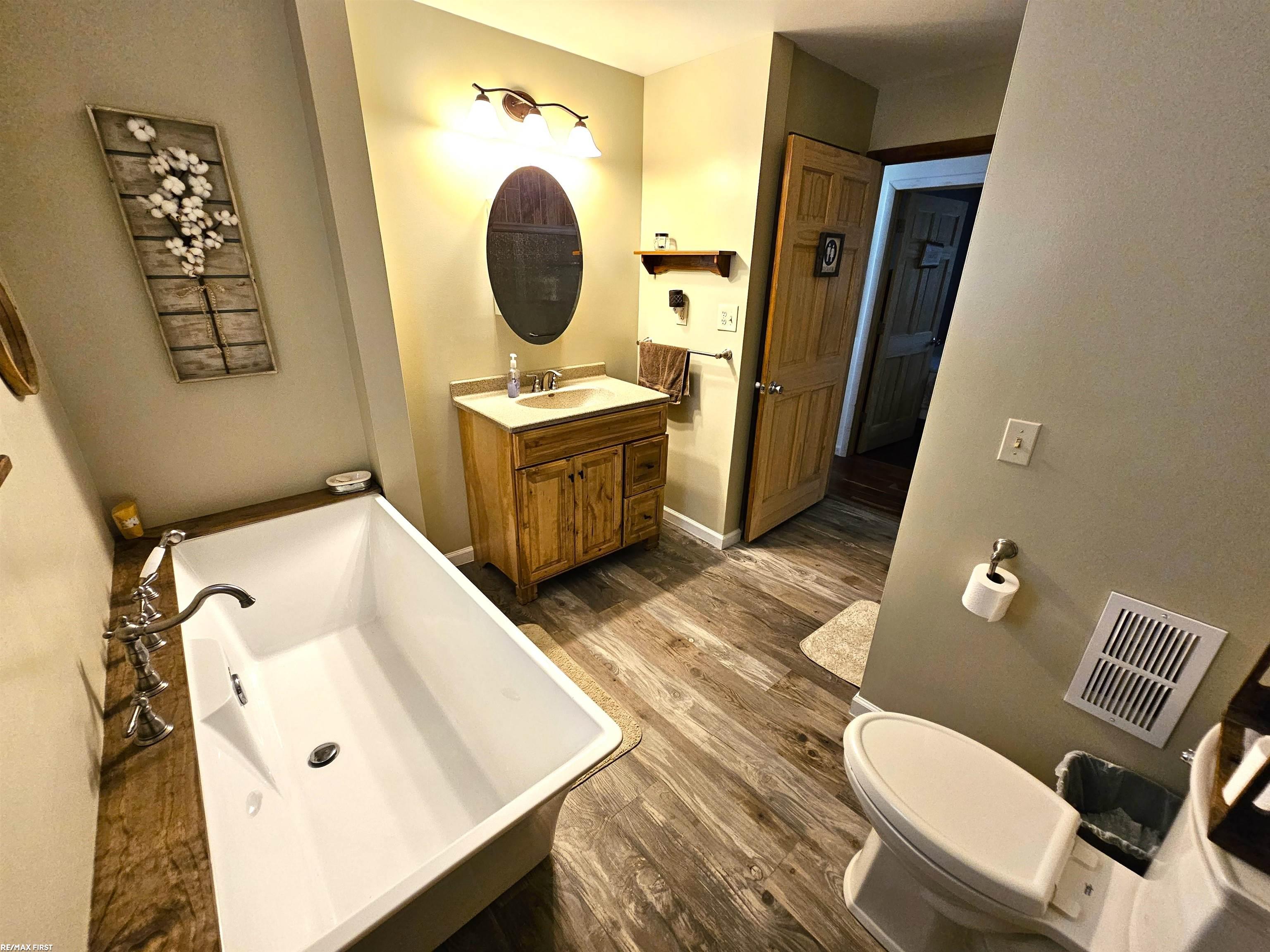 2895 Klam Road Lapeer, MI 48446 - Photo 11 of 31 50124144-10.JPG