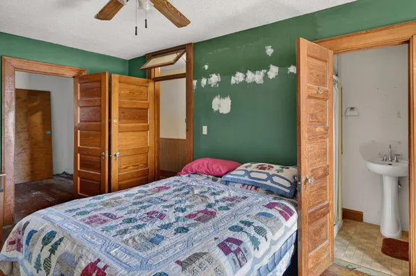 $105,000 | 409 South Park Street, Fairmont, MN 56031