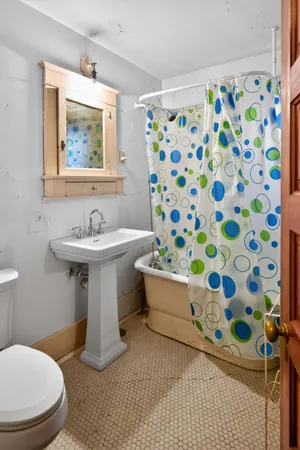 $105,000 | 409 South Park Street, Fairmont, MN 56031