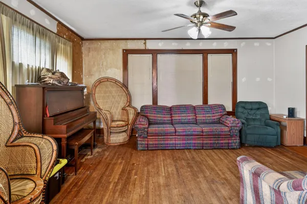 $105,000 | 409 South Park Street, Fairmont, MN 56031