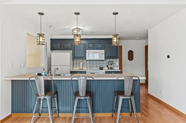 $170,000 | 5694 Oak Village Drive, Roscoe, IL 61073