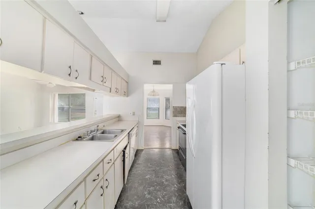 $235,000 | 12 Cedar Terrace, Ocala, FL 34472