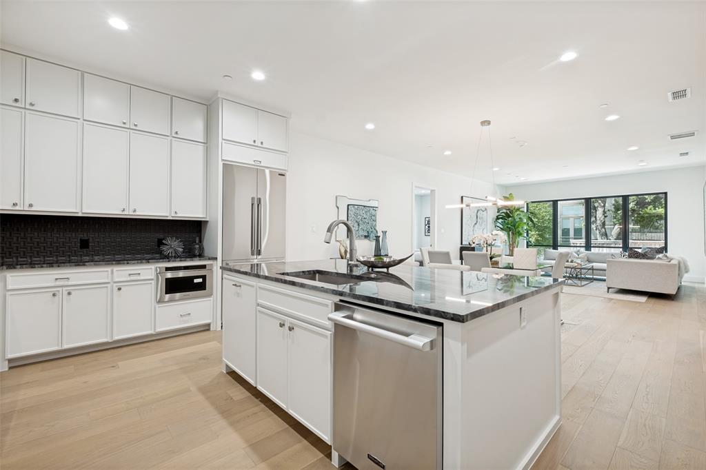 3601 Routh Street, Unit 1C Dallas, TX 75219 - Photo 11 of 26 Gallery Image 11