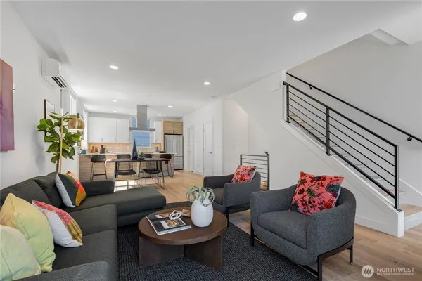 $1,050,000 | 1431 22nd Avenue, Seattle, WA 98122