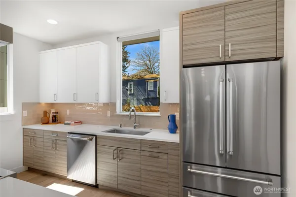 $1,050,000 | 1431 22nd Avenue, Seattle, WA 98122