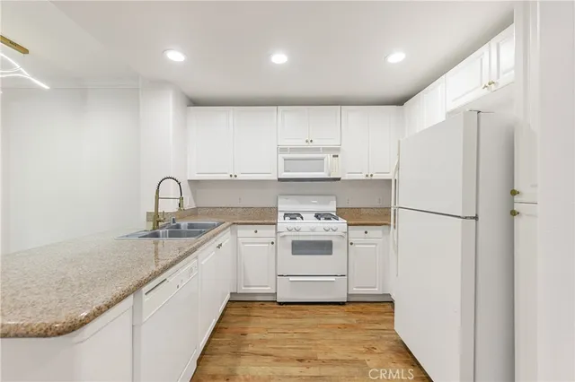 $2,850 | 2257 Watermarke Place, Irvine, CA 92612