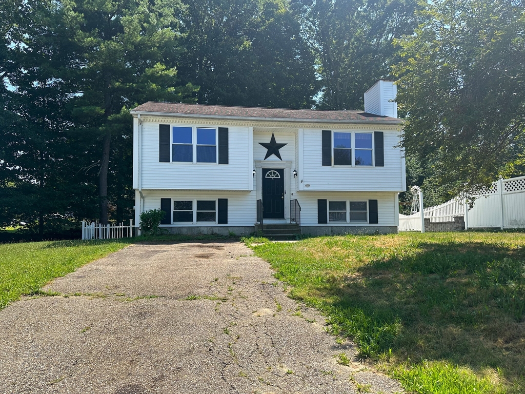 82 Fourth Street Worcester, MA 01602 - Photo 1 of 26 Gallery Image 1
