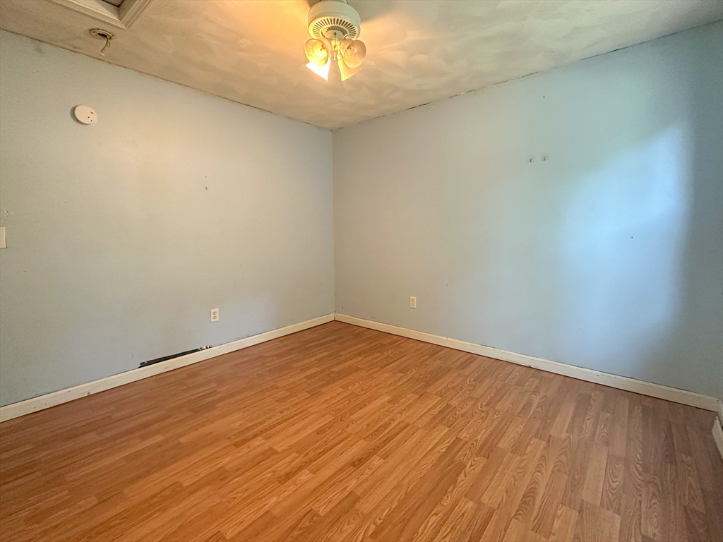 82 Fourth Street Worcester, MA 01602 - Photo 11 of 26 Gallery Image 11