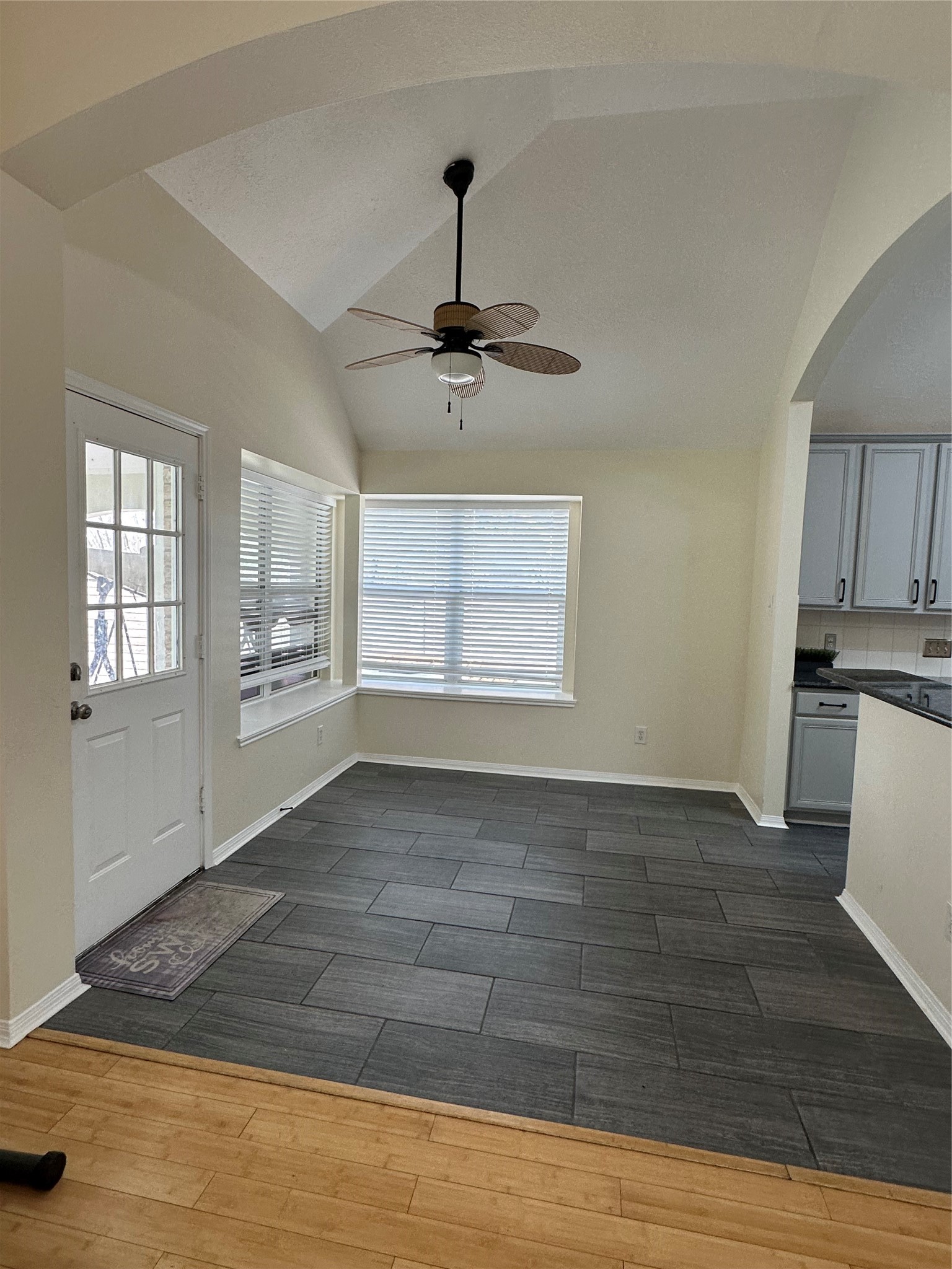 11158 Riverbank Ridge Lane Houston, TX 77089 - Photo 5 of 22