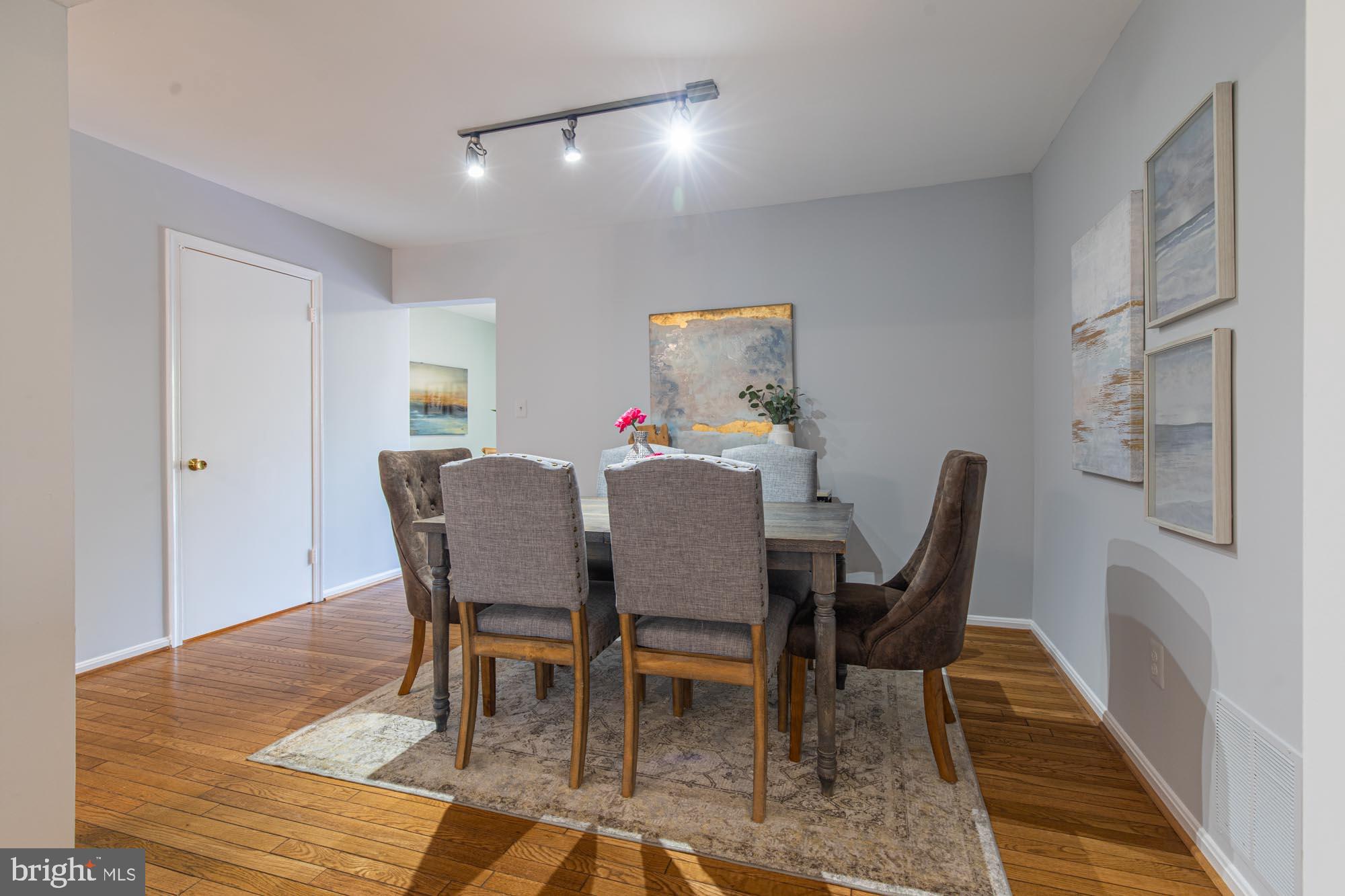 125 Kinsman View Circle Silver Spring, MD 20901 - Photo 7 of 37 Gallery Image 7
