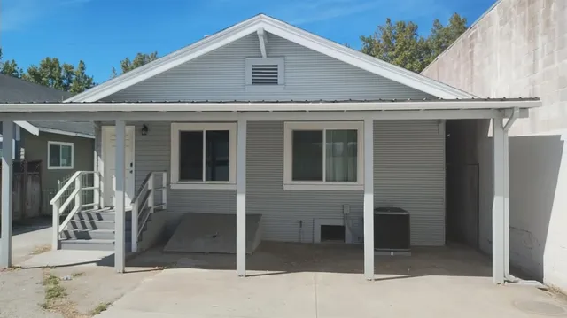 $1,270,000 | 818 North 13th Street, San Jose, CA 95112