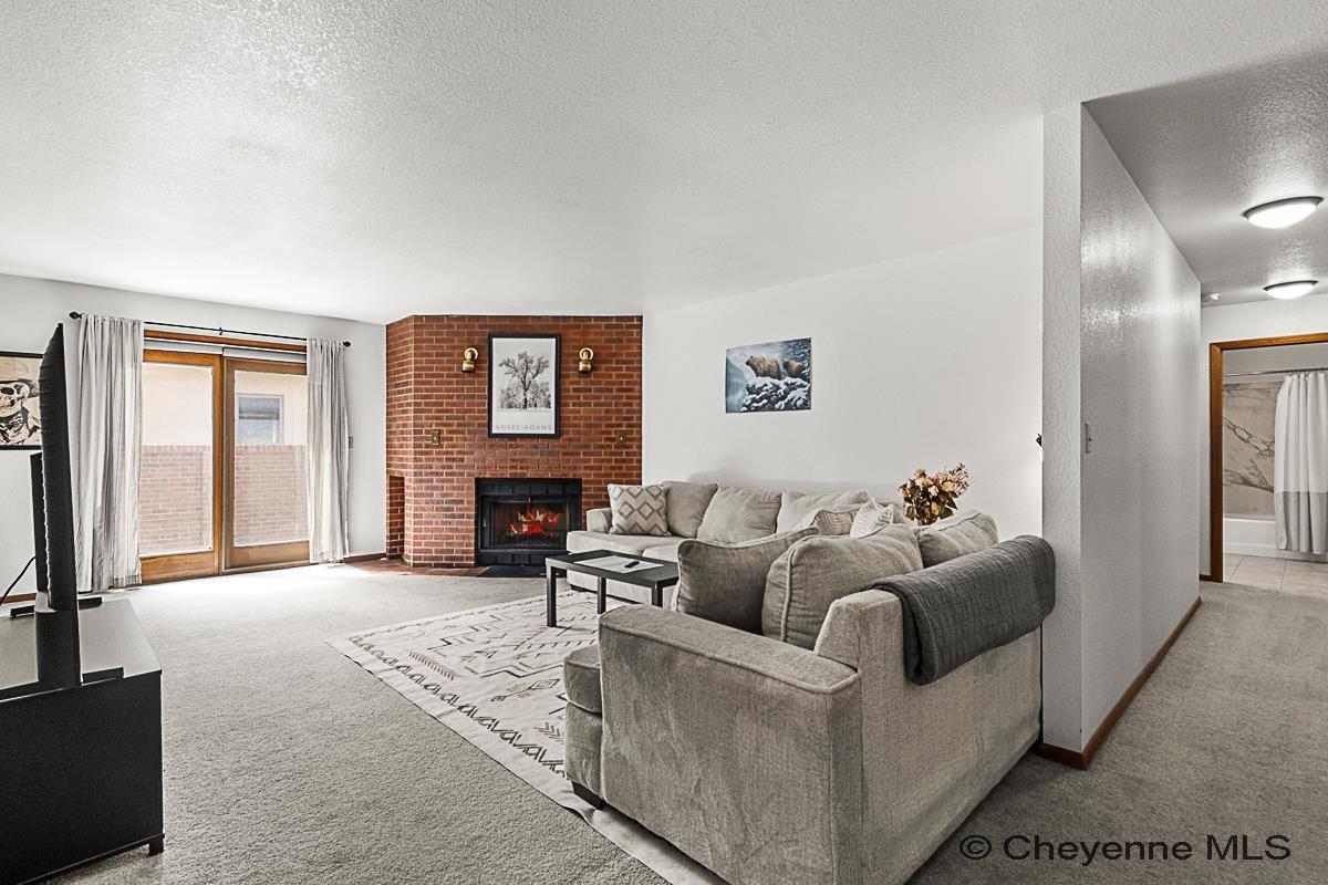 5022 Hoy Road Cheyenne, WY 82009 - Photo 5 of 20 Gallery Image 5