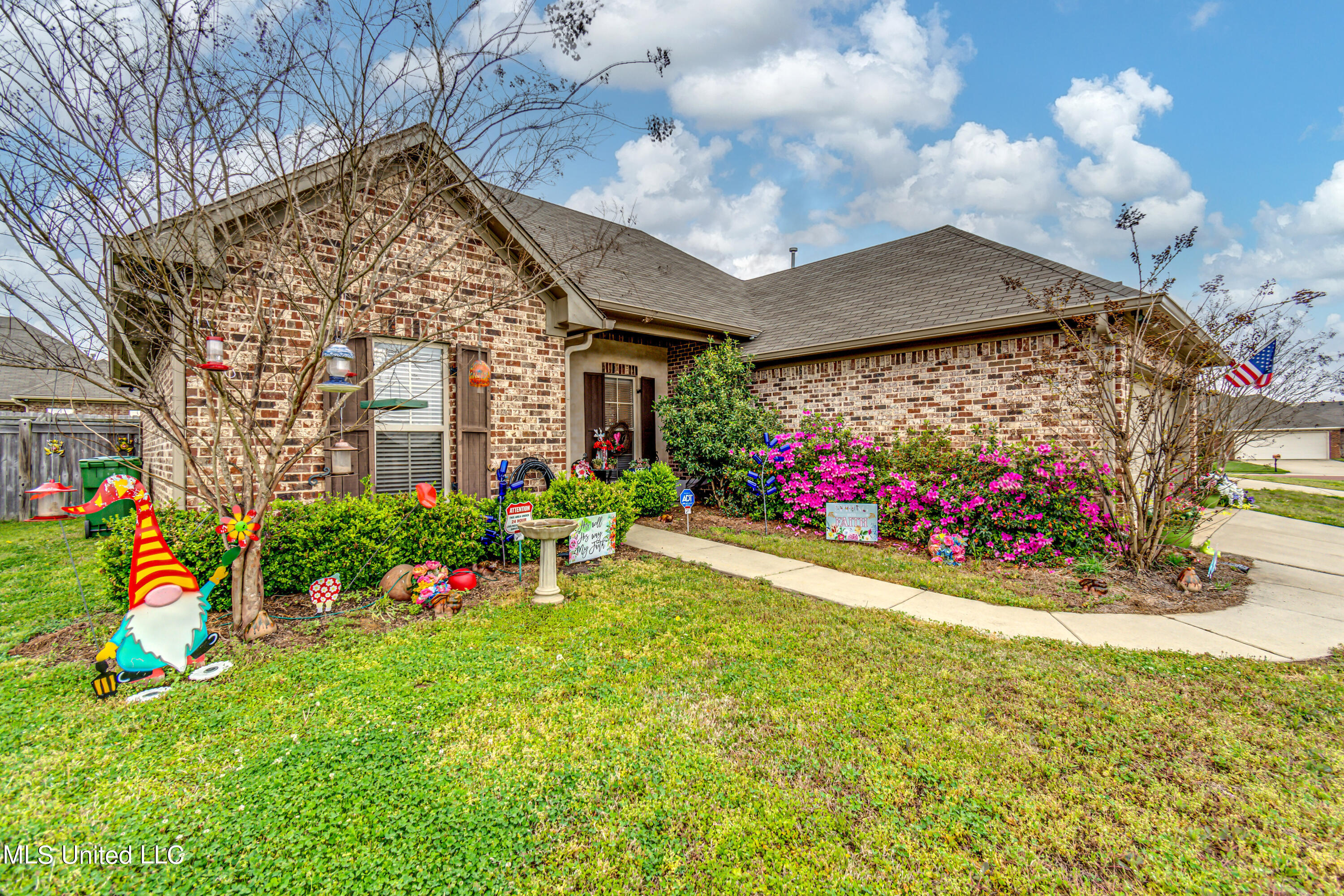 313 Ridge Pointe Drive Brandon, MS 39042 - Photo 3 of 14 313 Ridge Pointe Dr-51