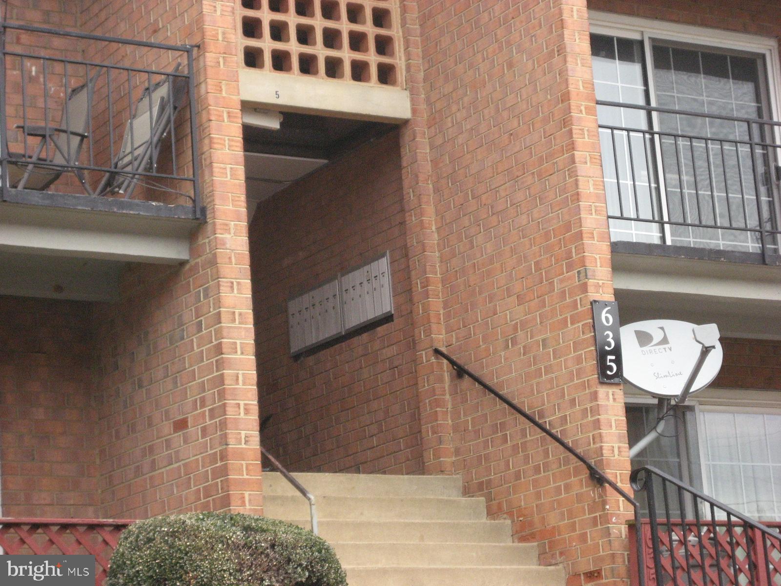 635 Waterloo Road, Unit 223 Warrenton, VA 20186 - Photo 2 of 6 Up close to show building address 635