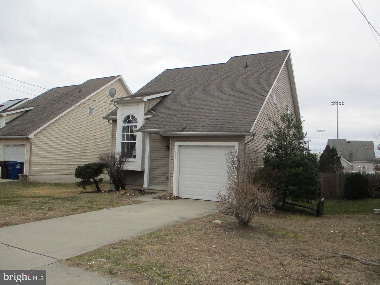 215 Sylvan Street Riverside, NJ 08075 - Photo 3 of 26