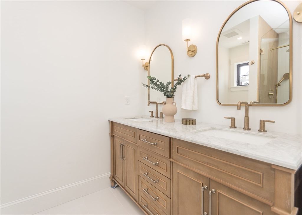 38 Hillcroft Road Waltham, MA 02452 - Photo 20 of 40