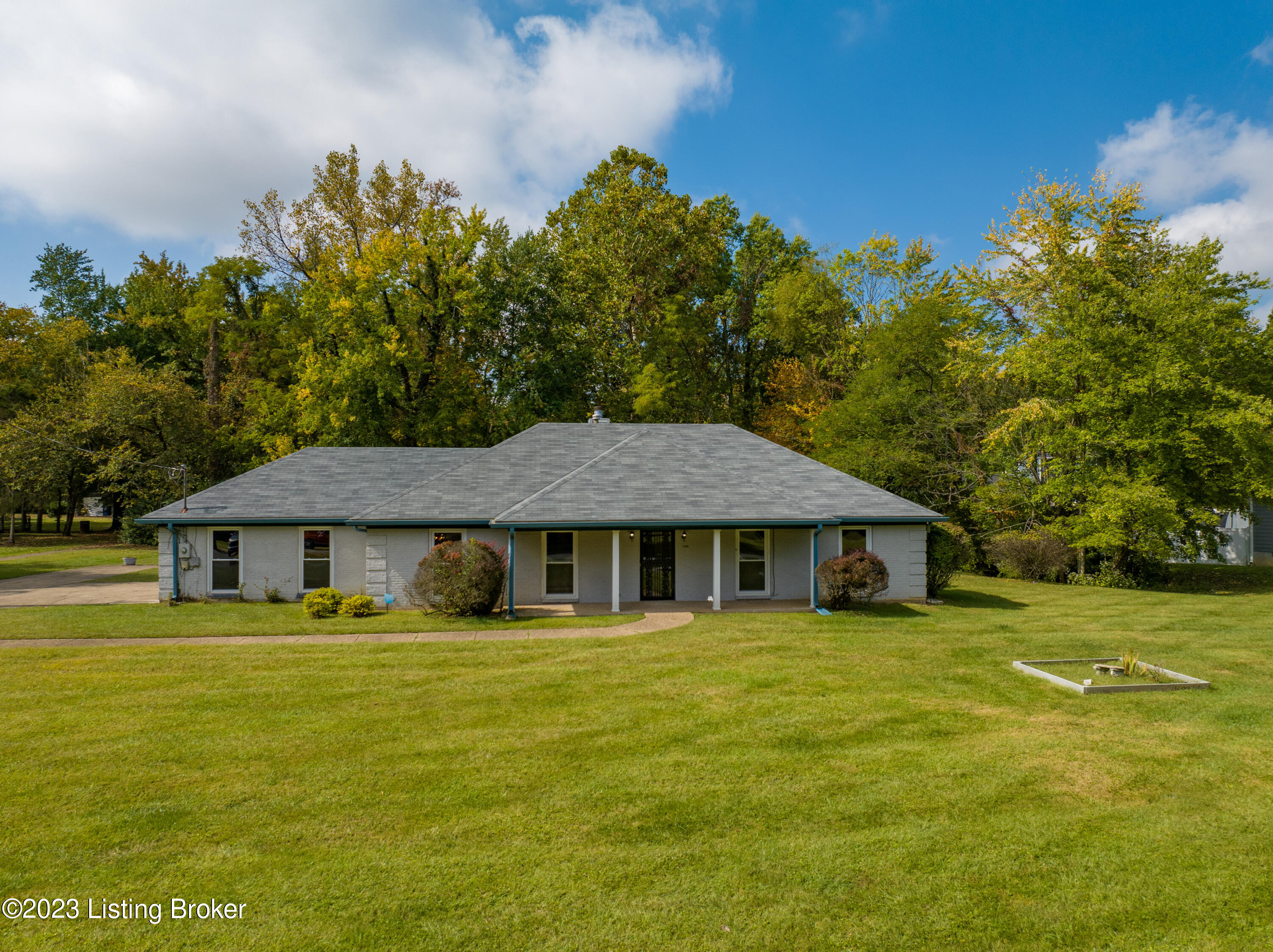 1406 Heafer Rd