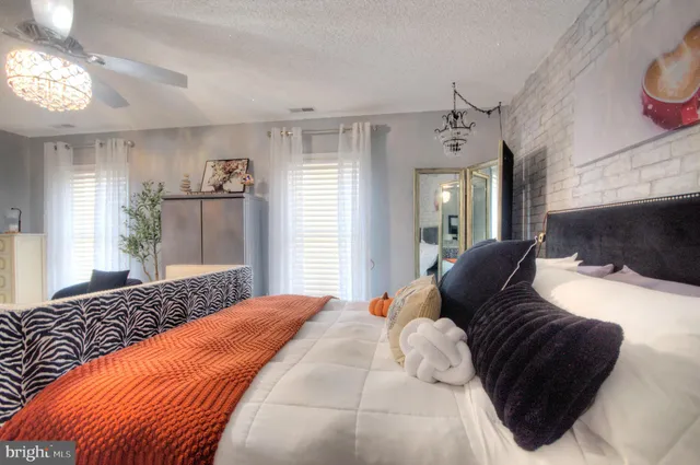 $444,900 | 18 Wilson Avenue, Blackwood, NJ 08012