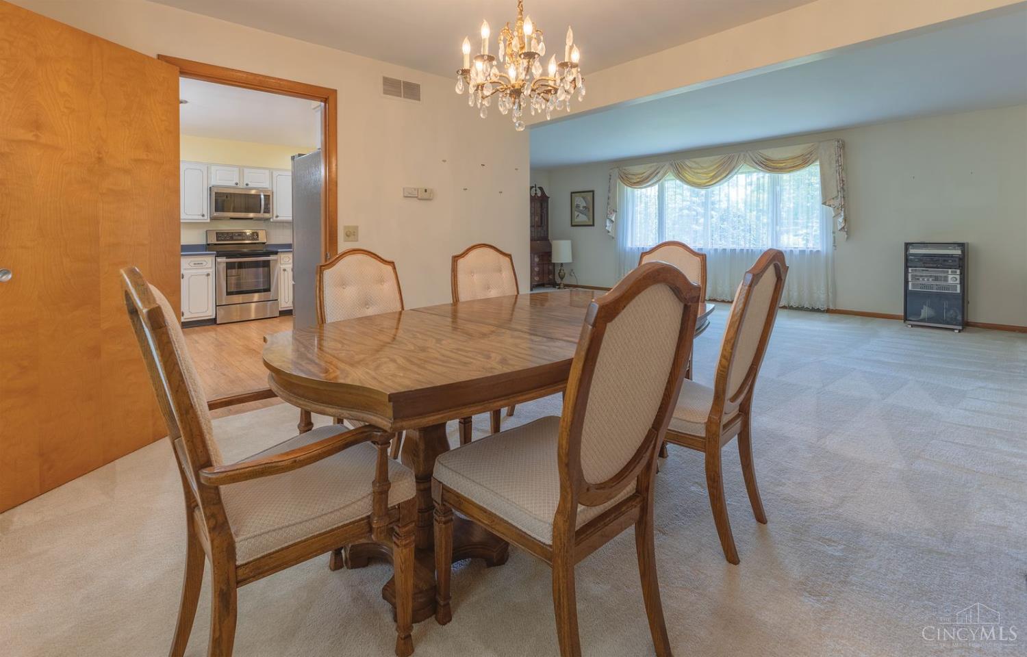 6404 Thompson Road Cincinnati, OH 45247 - Photo 15 of 41 Gallery Image 15