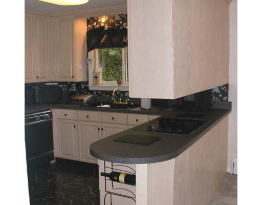 191 River Road Andover, MA 01810 - Photo 3 of 15 Gallery Image 3