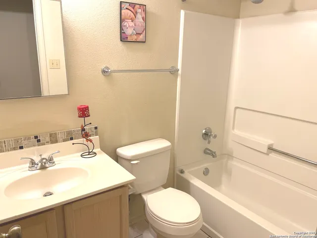 $1,750 | 7011 Mary Todd, San Antonio, TX 78240