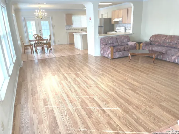 $1,850 | 7011 Mary Todd, San Antonio, TX 78240