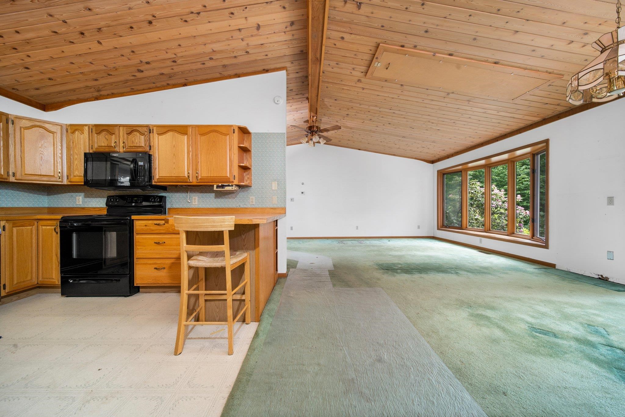 2202 North Reynolds Road Interlochen, MI 49643 - Photo 16 of 48